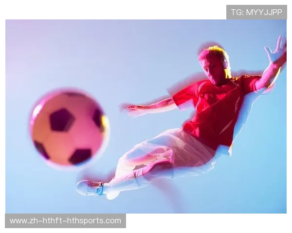 足球运动员如何提升比赛中的视野 足球运动员如何提升比赛中的视野